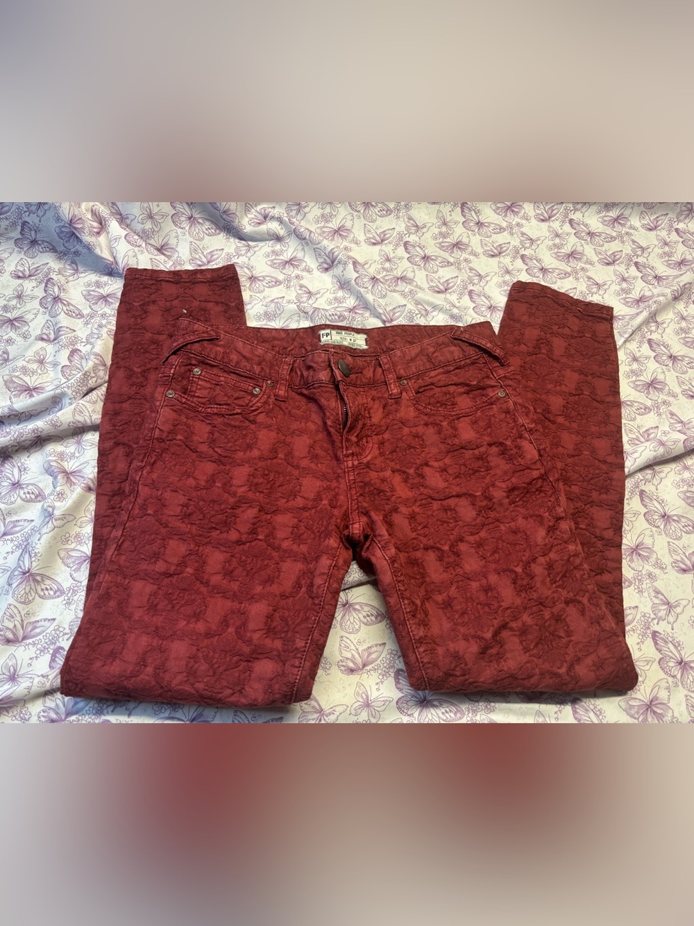 ⚛️Free People Burgundy Textured Skinny Jeans